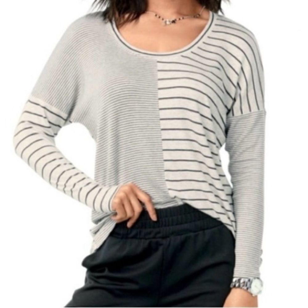 CAbi Pivot Striped Knit Long Sleeve Top in Black/Cream Women’s S